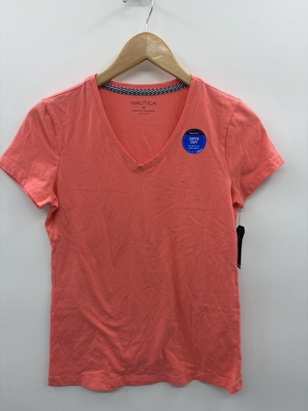Nautica Womens Size XS Short Sleeve V Neck Super Soft Tee in Sugar Coral 810